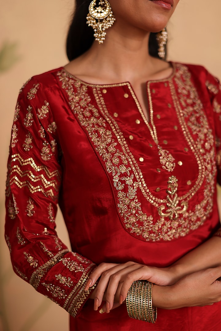 Maroon Habutai Silk Dori Embroidered Kurta Set by Pouli at Pernia's Pop Up Shop