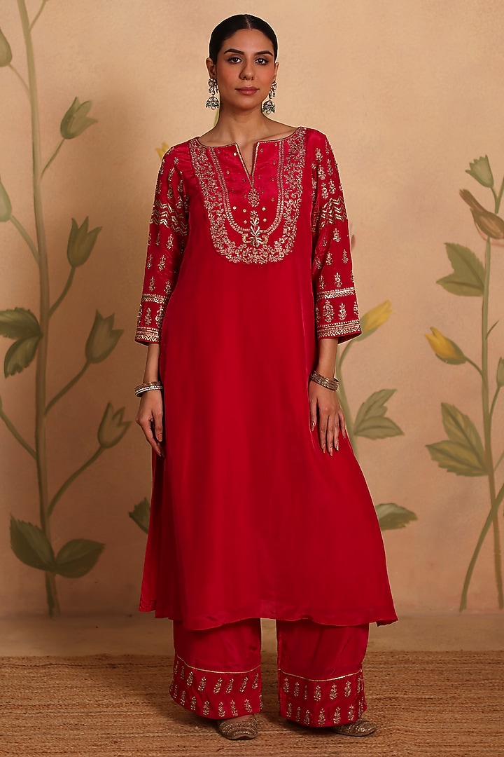 Fuchsia Habutai Silk Dori Embroidered Kurta Set by Pouli at Pernia's Pop Up Shop