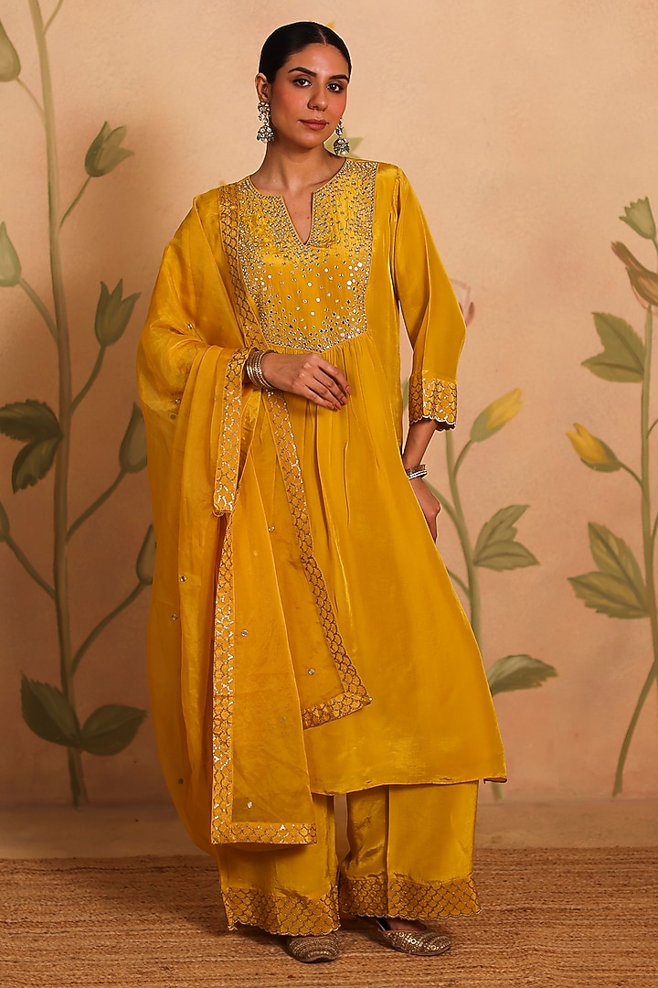 Yellow Habutai Silk MIrror Embroidered Kurta Set by Pouli at Pernia's Pop Up Shop