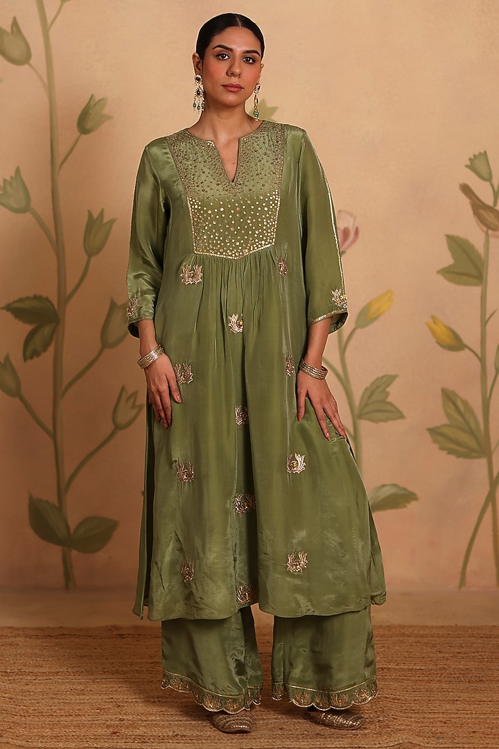 Sage Green Habutai Silk MIrror Embroidered Kurta Set by Pouli at Pernia's Pop Up Shop