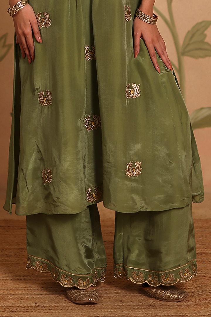 Sage Green Habutai Silk MIrror Embroidered Kurta Set by Pouli at Pernia's Pop Up Shop