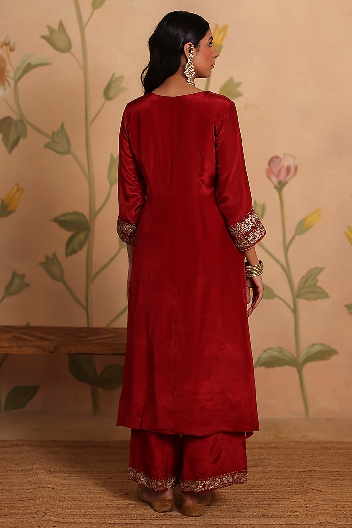 Maroon Habutai Silk Zari Embroidered Kurta Set by Pouli at Pernia's Pop Up Shop