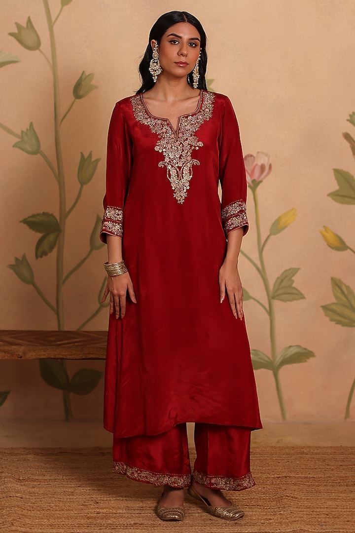 Maroon Habutai Silk Zari Embroidered Kurta Set by Pouli at Pernia's Pop Up Shop
