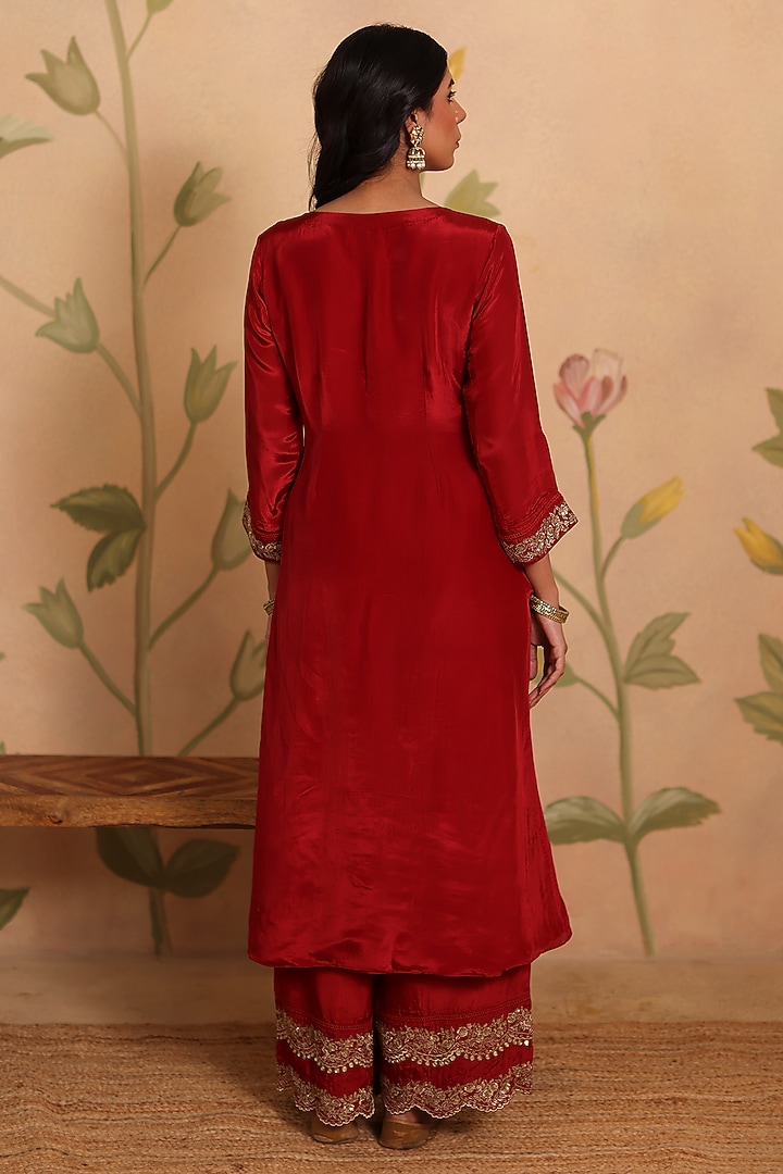 Maroon Habutai Silk Mirror & Sequin Embroidered Kurta Set by Pouli at Pernia's Pop Up Shop