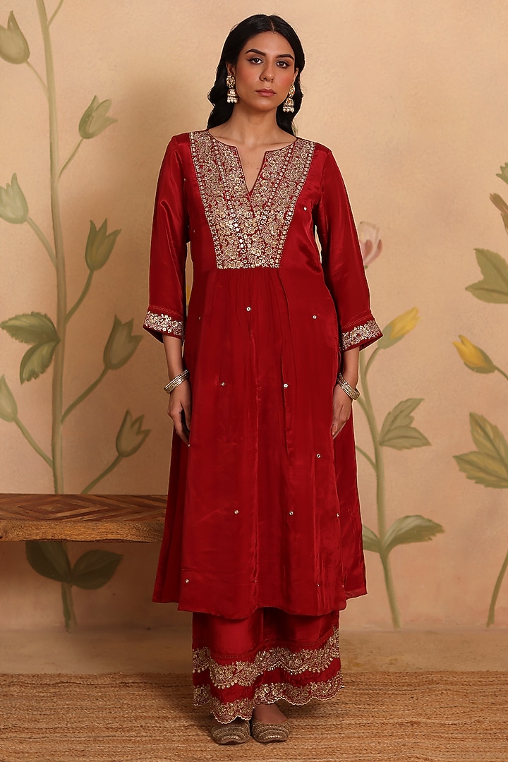 Maroon Habutai Silk Mirror & Sequin Embroidered Kurta Set by Pouli at Pernia's Pop Up Shop