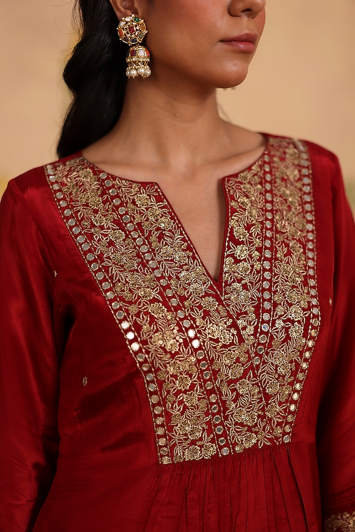 Maroon Habutai Silk Mirror & Sequin Embroidered Kurta Set by Pouli at Pernia's Pop Up Shop