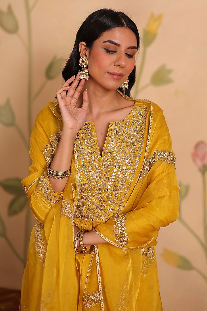 Yellow Habutai Silk Mirror & Sequin Embroidered Kurta Set by Pouli at Pernia's Pop Up Shop