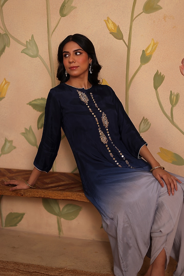 Blue Ombre Habutai Silk Zari Embroidered Kurta Set by Pouli at Pernia's Pop Up Shop