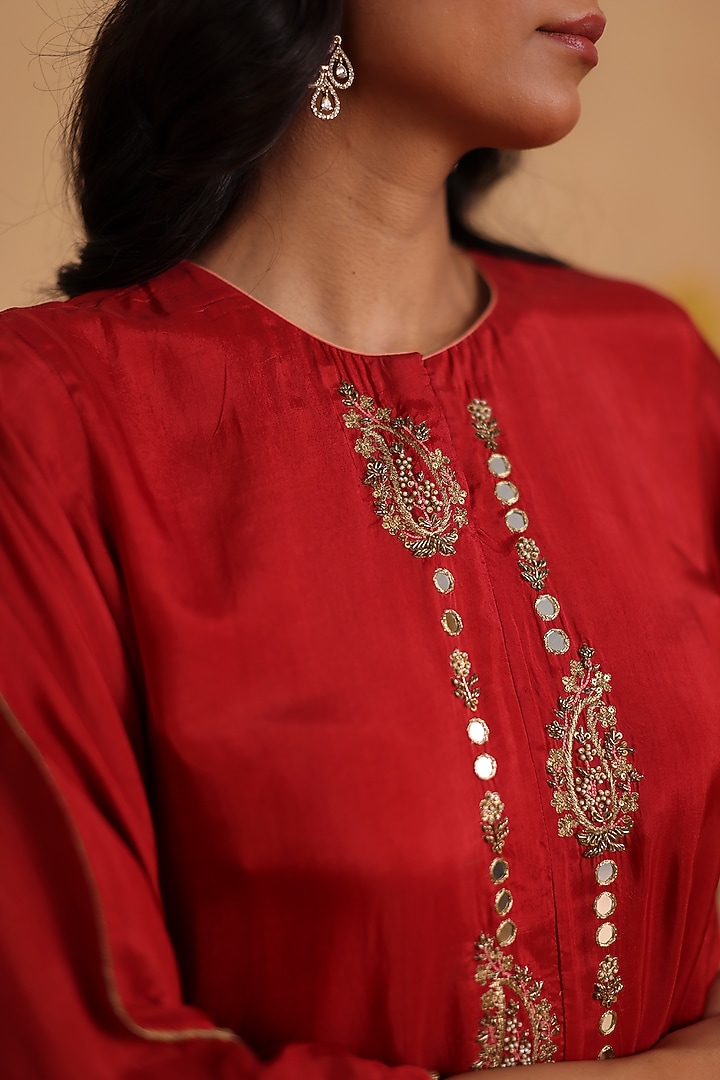 Red Ombre Habutai Silk Zari Embroidered Kurta Set by Pouli at Pernia's Pop Up Shop