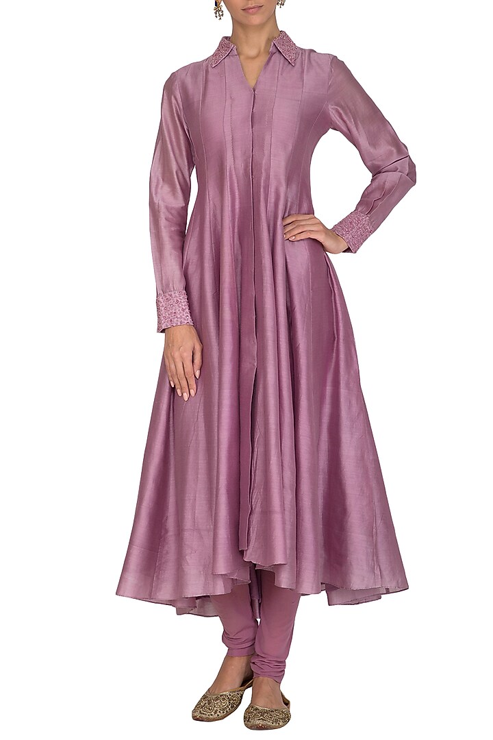 Lavender Embroidered Kurta With Pants by POULI at Pernia's Pop Up Shop