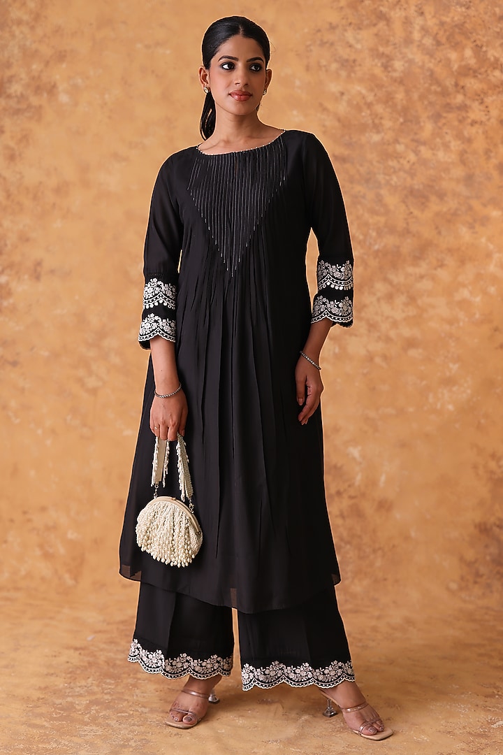 Black Chanderi Embroidered Asymmetric Kurta Set by POULI at Pernia's Pop Up Shop