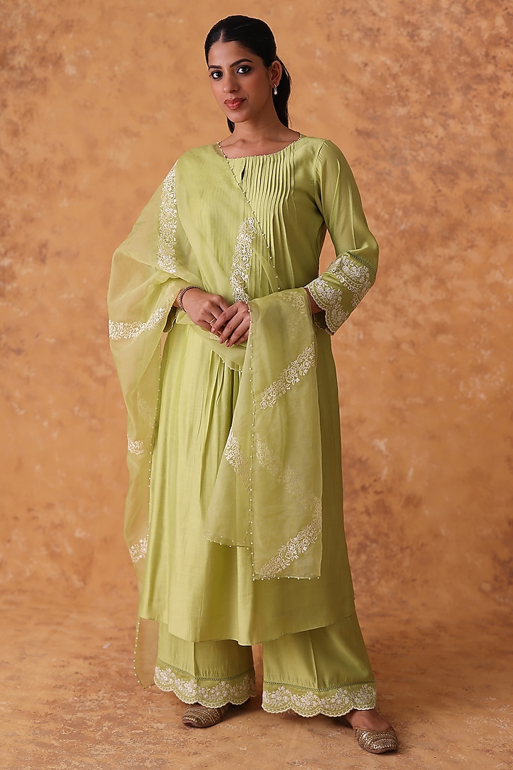 Green Chanderi Embroidered Asymmetric Kurta Set by POULI at Pernia's Pop Up Shop