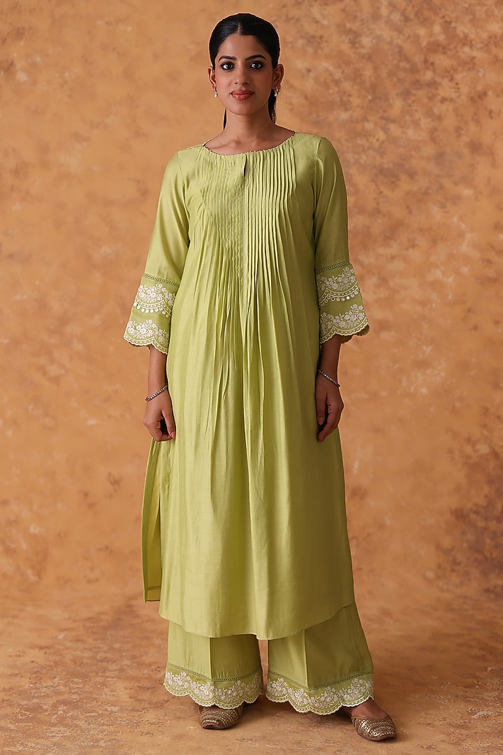 Green Chanderi Embroidered Asymmetric Kurta Set by POULI at Pernia's Pop Up Shop