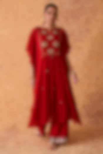 Red Georgette Mirror Embroidered Kaftan Set by POULI at Pernia's Pop Up Shop