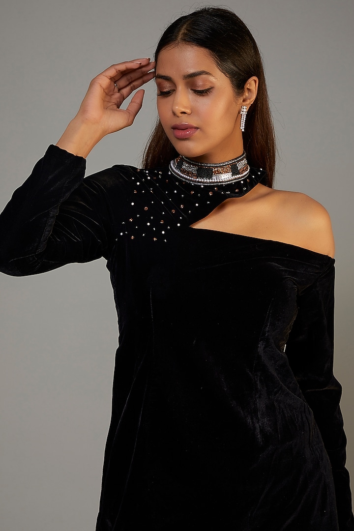 Black Velvet Hand Embroidered Gown by Pooja Zaveri at Pernia's Pop Up Shop