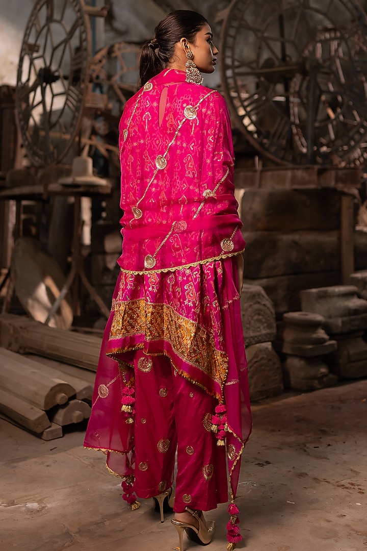 Rani Pink Silk Aari Embroidered Kaftan Set by Pooja & Keyur at Pernia's Pop Up Shop
