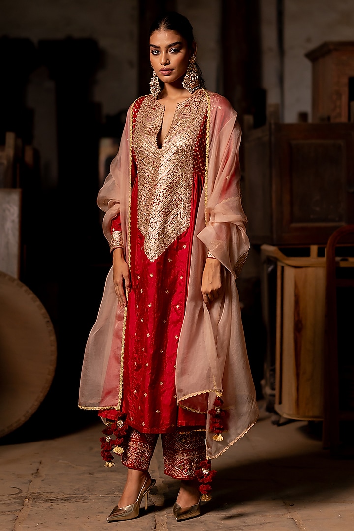 Red Silk Aari Embroidered Anarkali Set by Pooja & Keyur at Pernia's Pop Up Shop