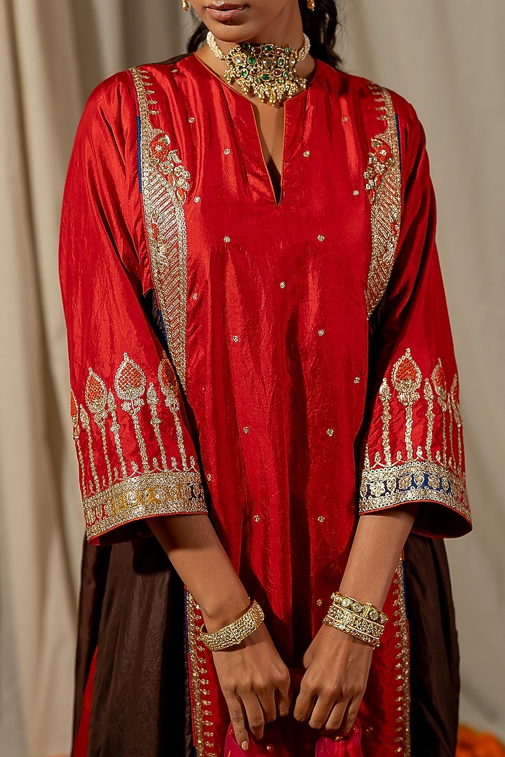 Red Silk Aari Embroidered Kurta Set by Pooja & Keyur at Pernia's Pop Up Shop