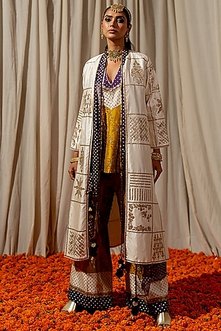 Off-White Silk Aari Embroidered Jacket by Pooja & Keyur