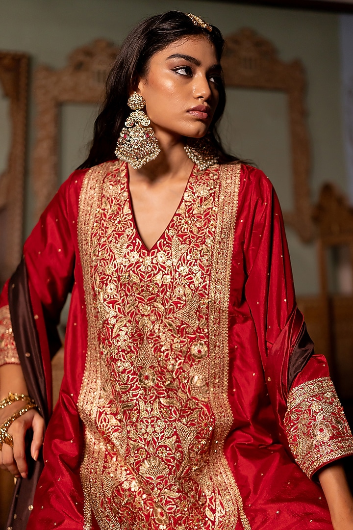 Maroon Silk Cutout Patch Work Kurta Set by Pooja & Keyur at Pernia's Pop Up Shop