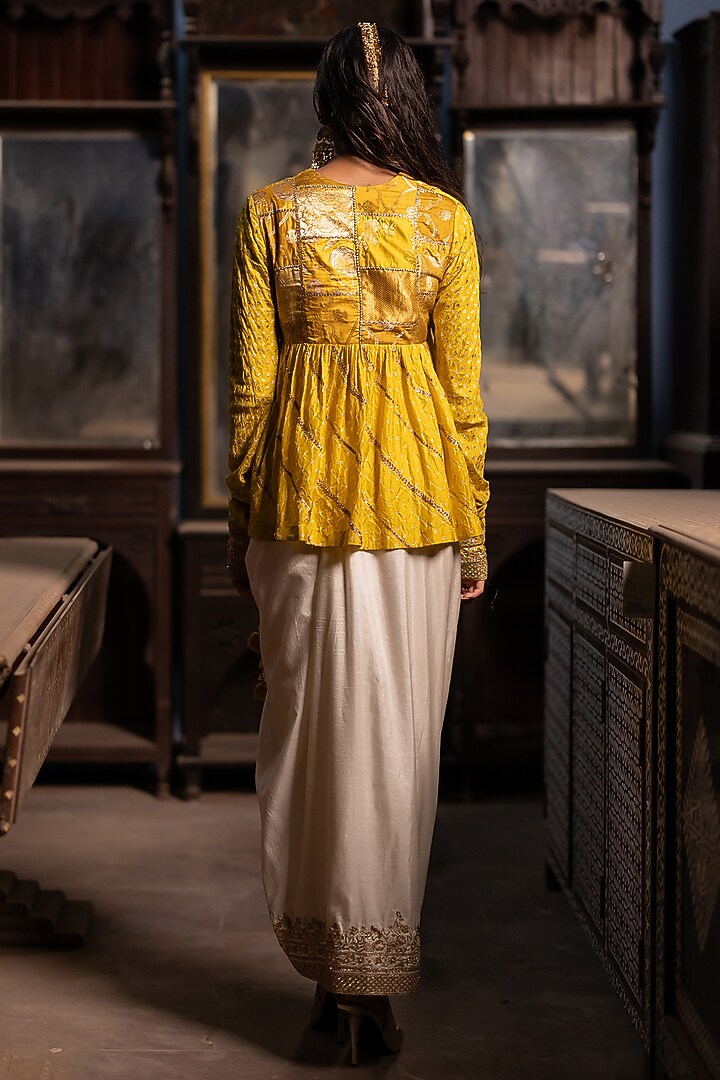 Off-White Silk Dhoti Set by Pooja & Keyur at Pernia's Pop Up Shop