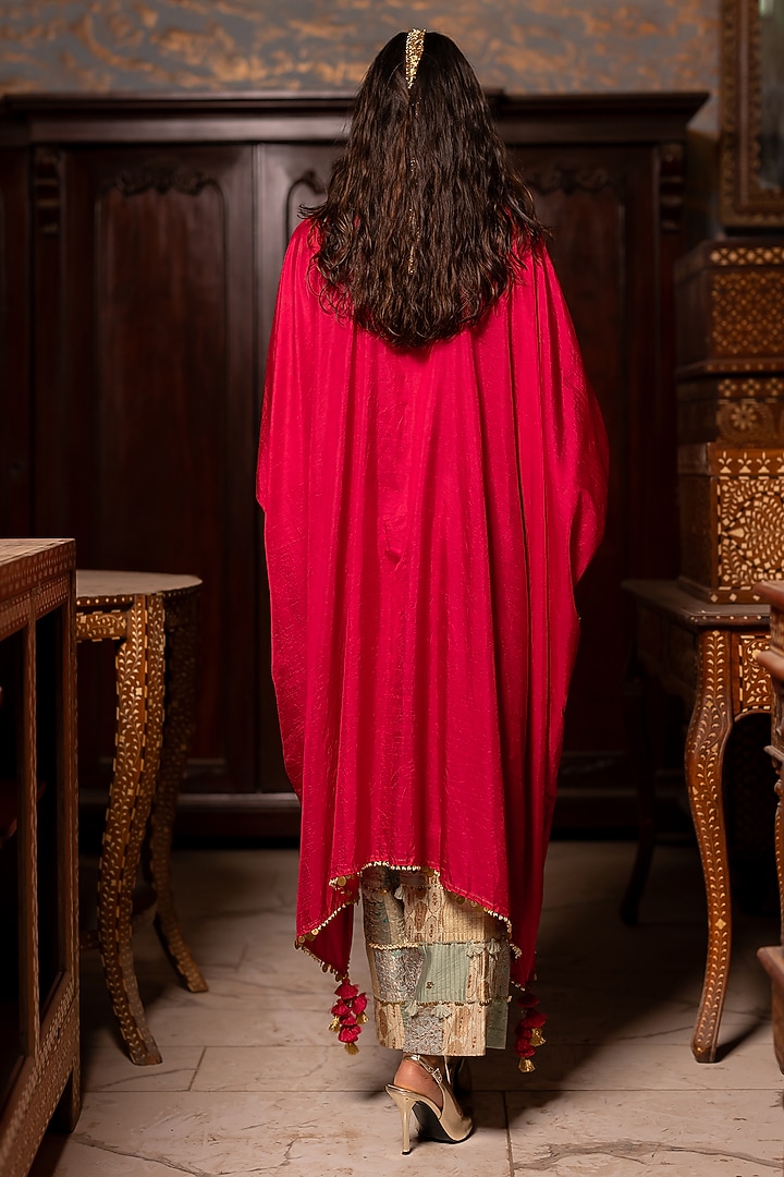 Pink Silk Aari Embroidered Cowl Kaftan Set by Pooja & Keyur at Pernia's Pop Up Shop