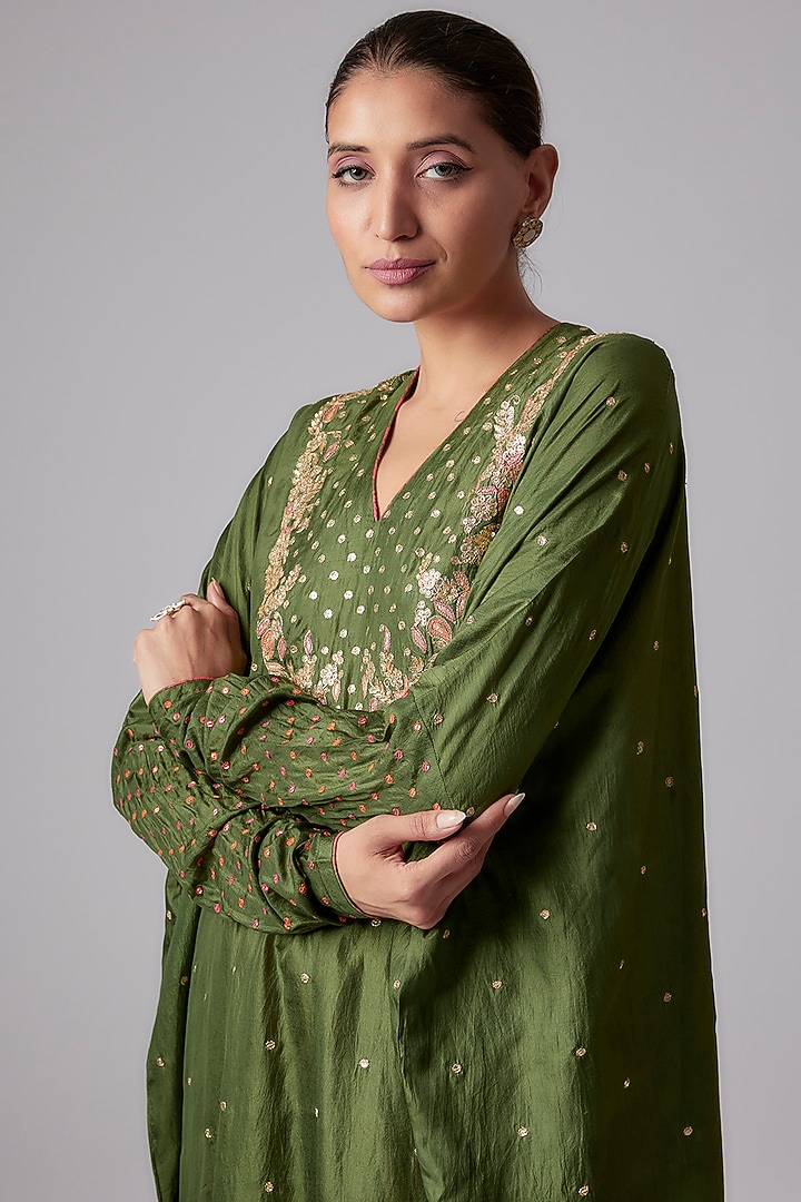 Olive Green Cotton Silk Embroidered Kaftan Set by Pooja & Keyur at Pernia's Pop Up Shop