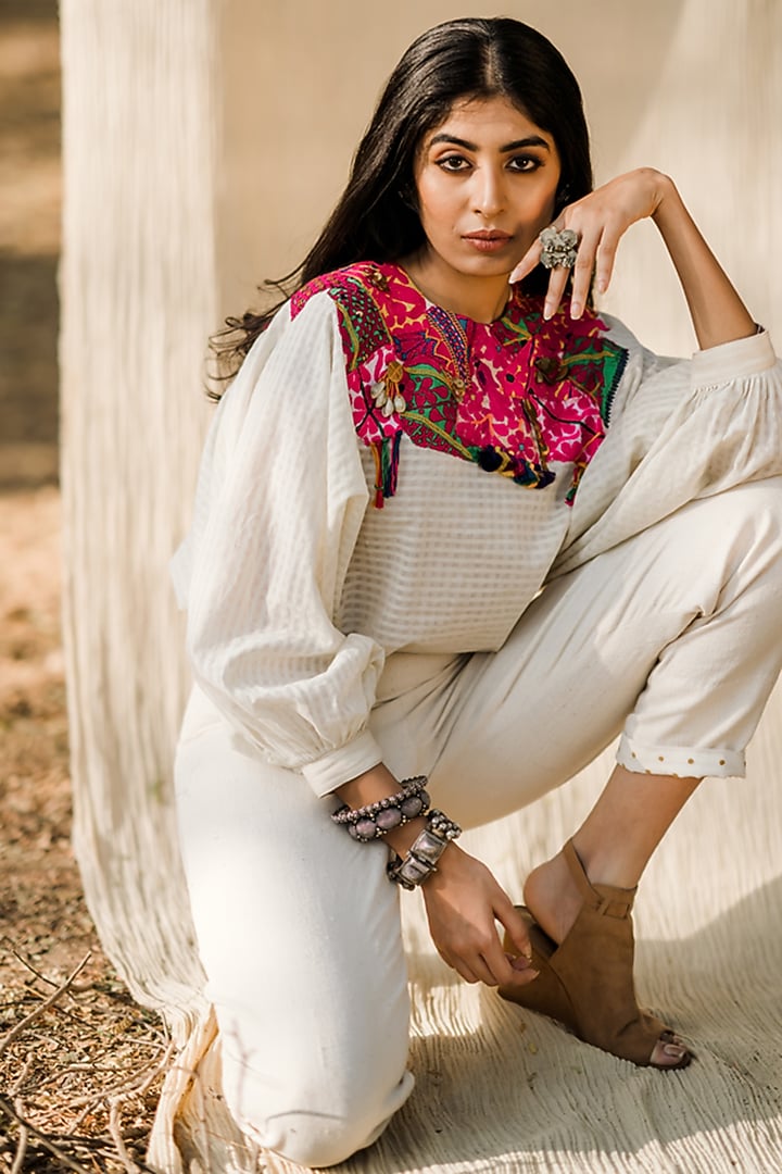 White Khadi Embroidered Top by Pooja & Keyur at Pernia's Pop Up Shop