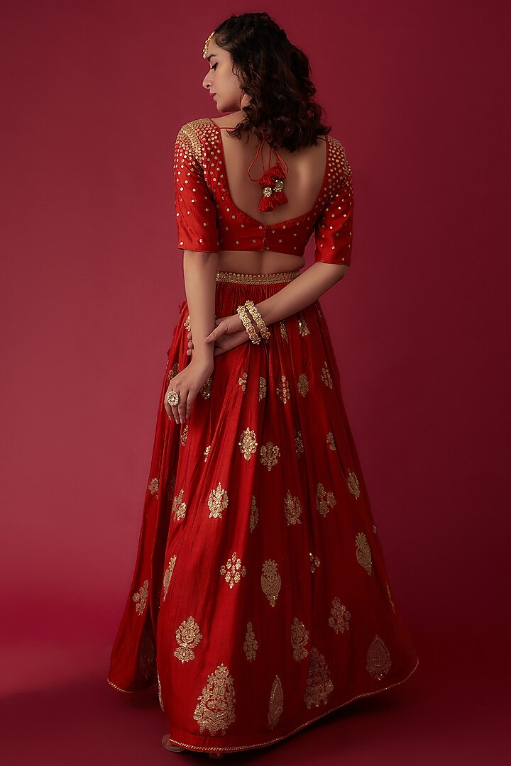 Rust Silk Embroidered Bridal Lehenga Set by Pooja & Keyur at Pernia's Pop Up Shop