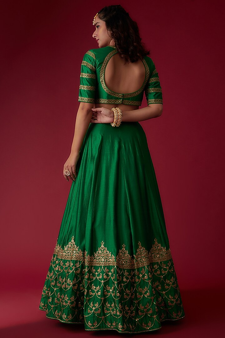 Green Silk Embroidered Bridal Lehenga Set by Pooja & Keyur at Pernia's Pop Up Shop