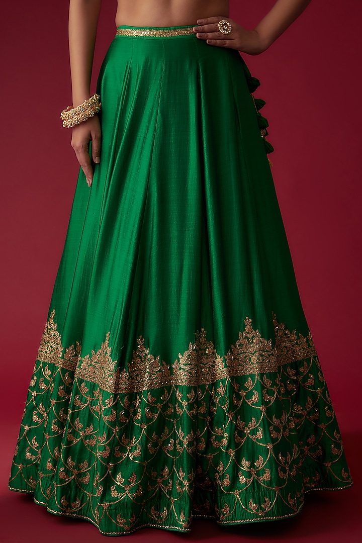 Green Silk Embroidered Bridal Lehenga Set by Pooja & Keyur at Pernia's Pop Up Shop