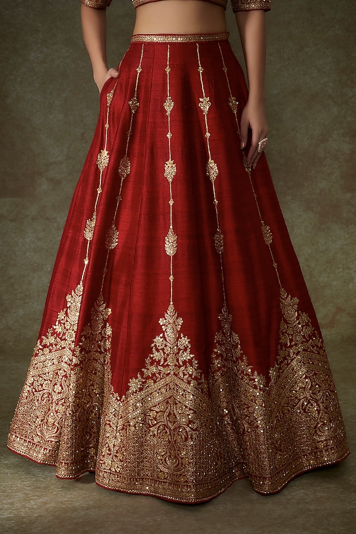 Red Raw Silk Embroidered Bridal Lehenga Set by Pooja & Keyur at Pernia's Pop Up Shop