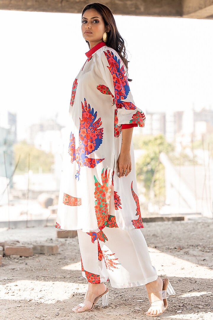 White Satin Printed Kurta Set by Pooja & Keyur at Pernia's Pop Up Shop