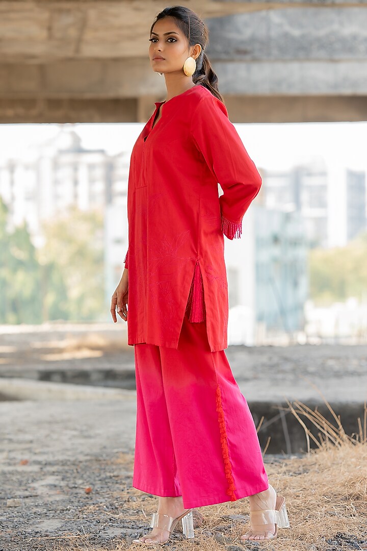 Red Cotton Satin Embroidered Kurta Set by Pooja & Keyur at Pernia's Pop Up Shop
