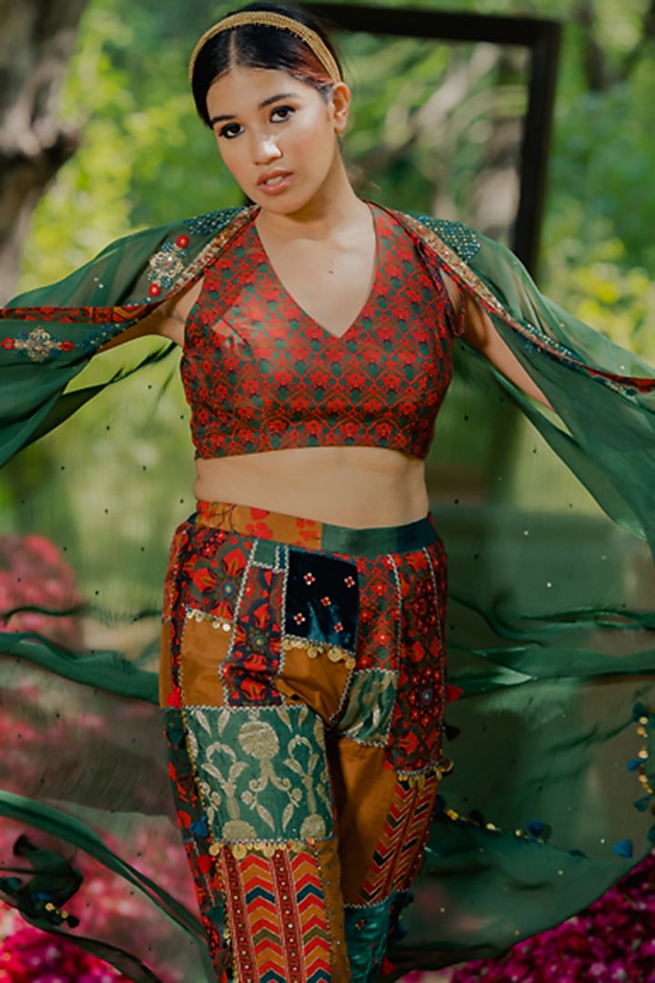 Green Organza Embroidered Cape Set by Pooja & Keyur at Pernia's Pop Up Shop
