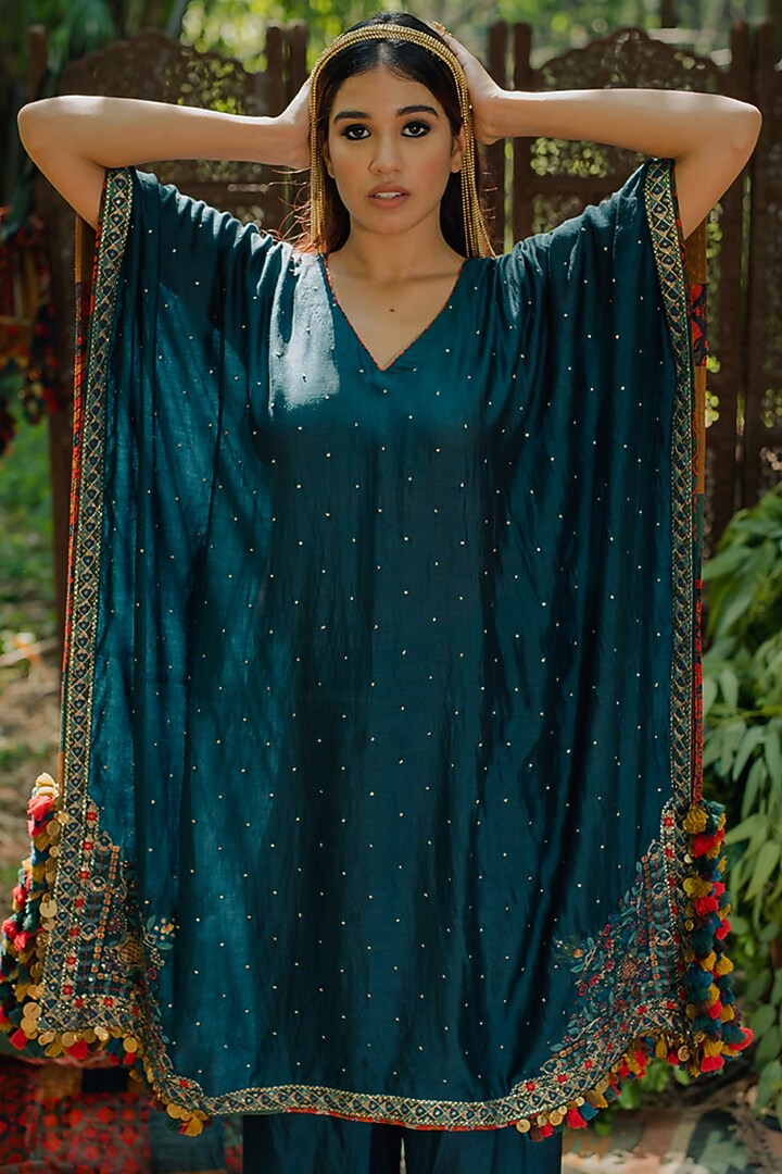 Teal Silk Embroidered Kaftan Set by Pooja & Keyur at Pernia's Pop Up Shop