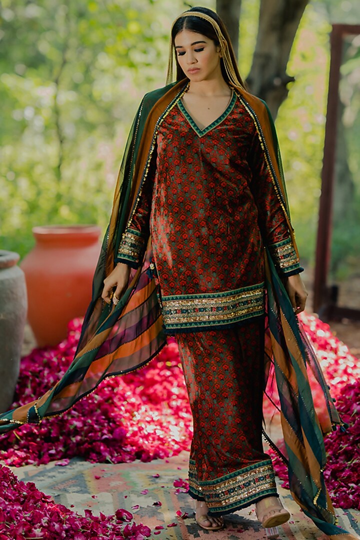 Brown Velvet Printed & Embroidered Kurta Set by Pooja & Keyur at Pernia's Pop Up Shop