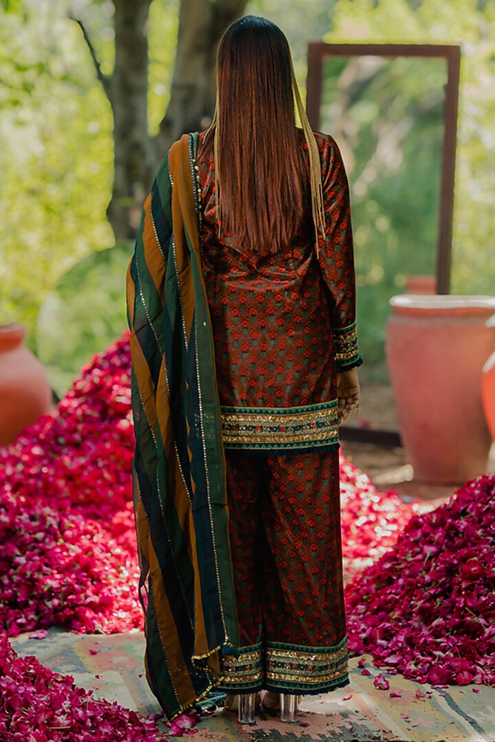 Brown Velvet Printed & Embroidered Kurta Set by Pooja & Keyur at Pernia's Pop Up Shop