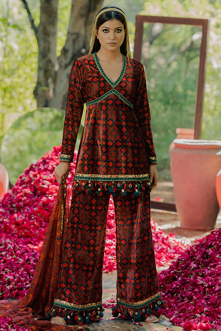 Brown Velvet Printed & Embroidered Kurta Set by Pooja & Keyur at Pernia's Pop Up Shop