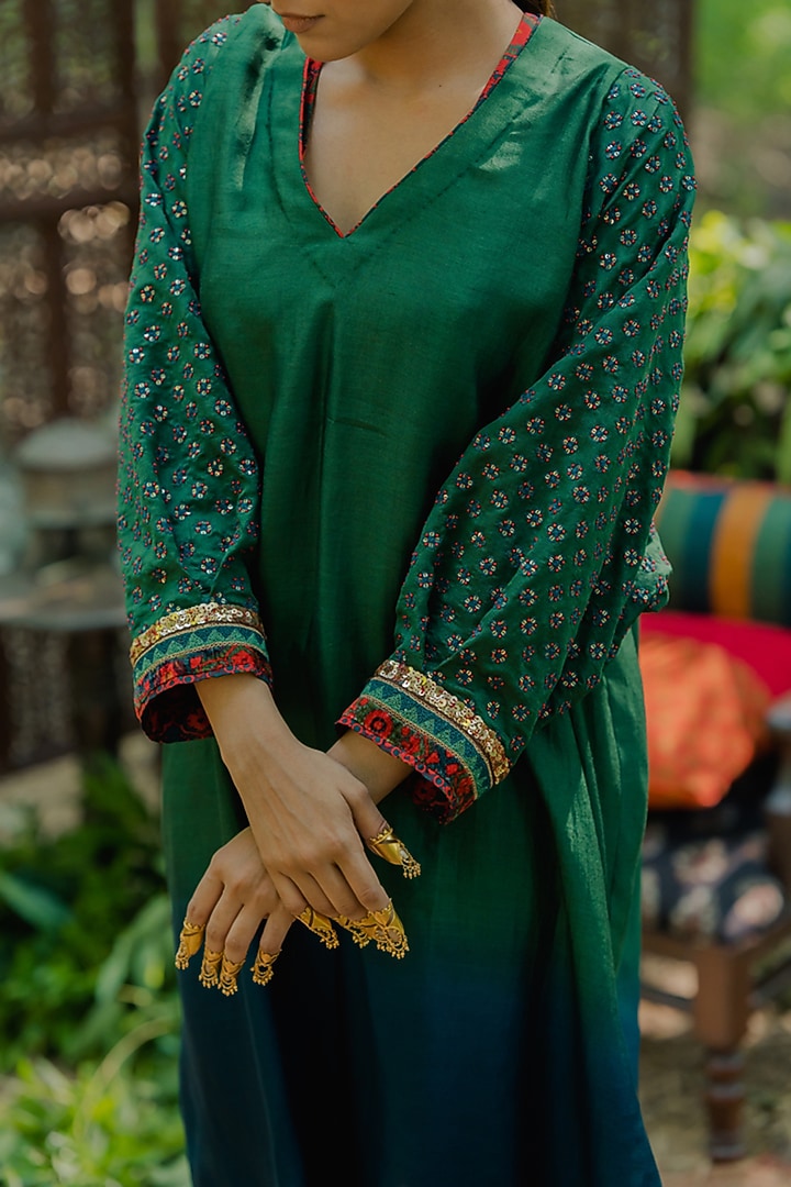 Green & Blue Cotton Silk Embroidered Kurta Set by Pooja & Keyur at Pernia's Pop Up Shop