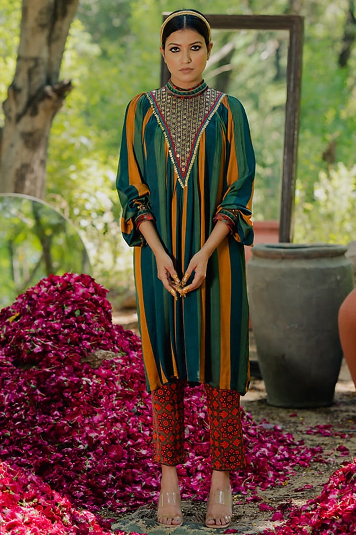Multi-Colored Cotton Satin Printed Kaftan Set by Pooja & Keyur at Pernia's Pop Up Shop
