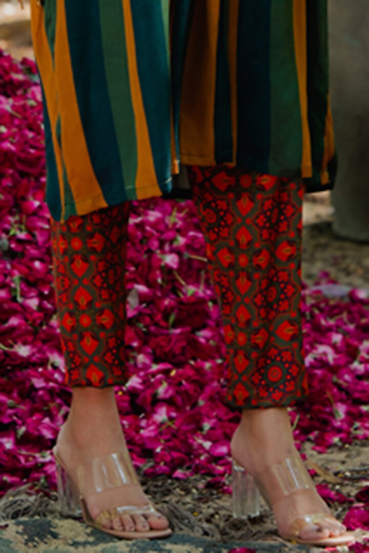 Multi-Colored Cotton Satin Printed Kaftan Set by Pooja & Keyur at Pernia's Pop Up Shop