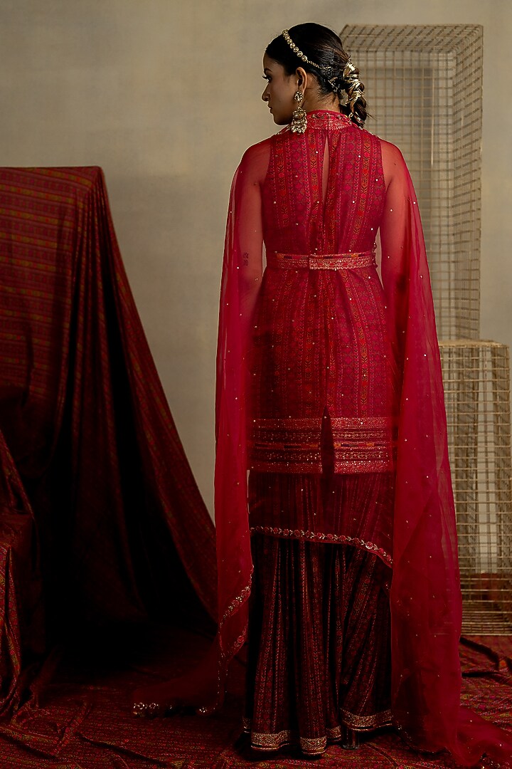 Maroon Organza Aari Embroidered Dupatta by Pooja & Keyur at Pernia's Pop Up Shop