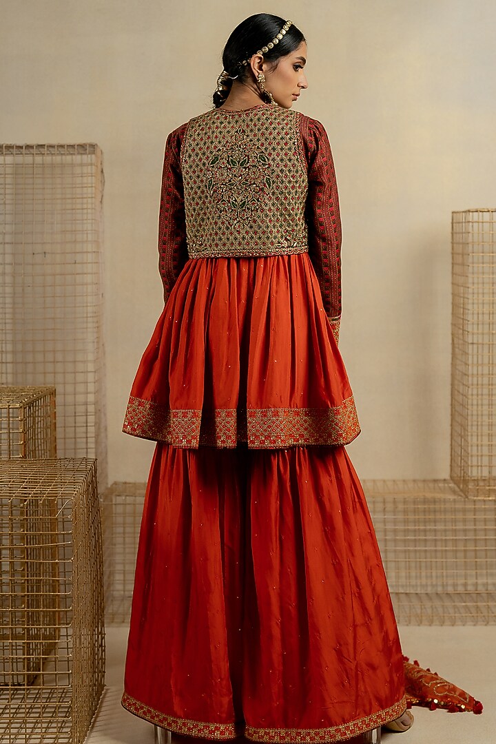 Orange Silk Aari Embroidered Wedding Anarkali Set by Pooja & Keyur at Pernia's Pop Up Shop