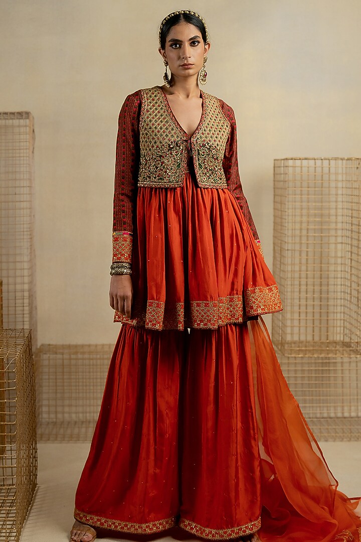 Orange Silk Aari Embroidered Wedding Anarkali Set by Pooja & Keyur at Pernia's Pop Up Shop