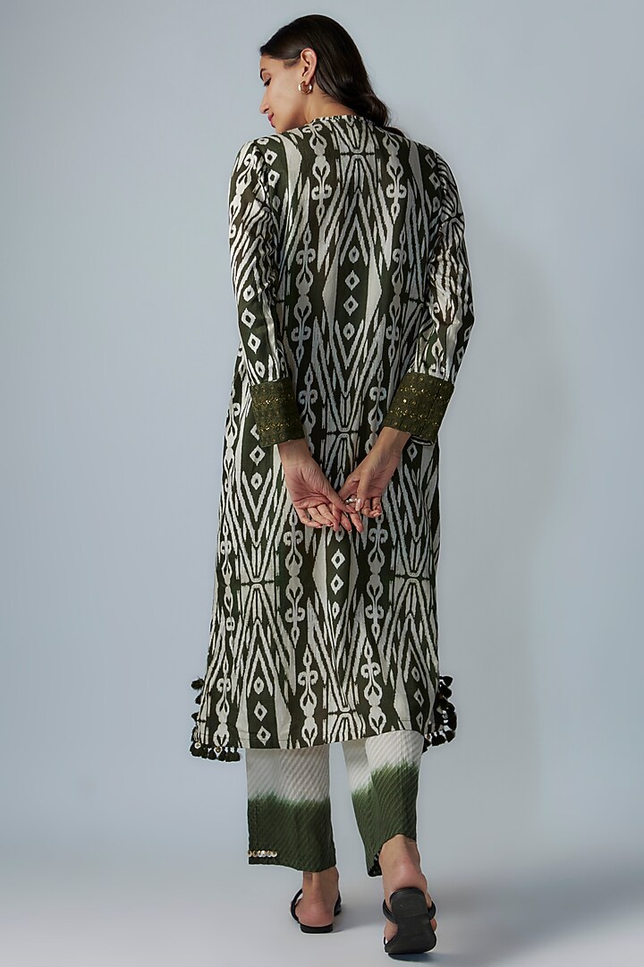 Olive Green Cotton Silk Digital Printed Kurta Set by Pooja & Keyur at Pernia's Pop Up Shop