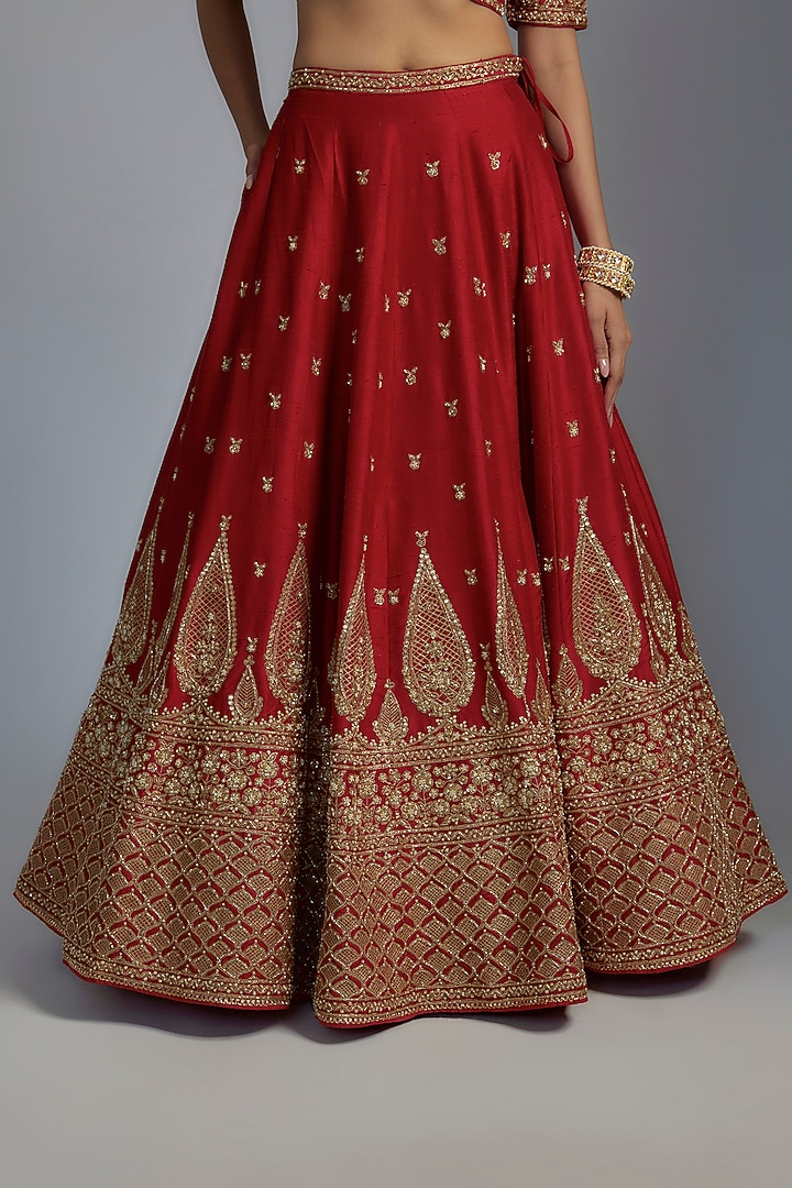 Red Raw Silk Embroidered Bridal Lehenga Set by Pooja & Keyur at Pernia's Pop Up Shop