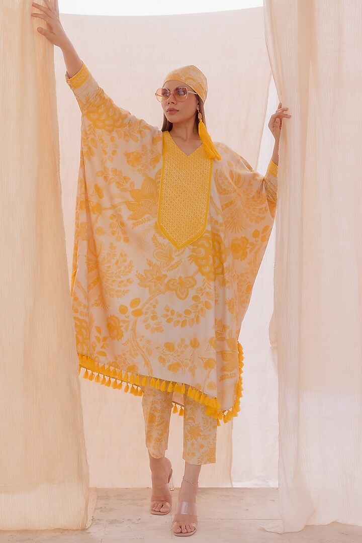 Yellow Printed Kaftan Set by Pooja & Keyur at Pernia's Pop Up Shop