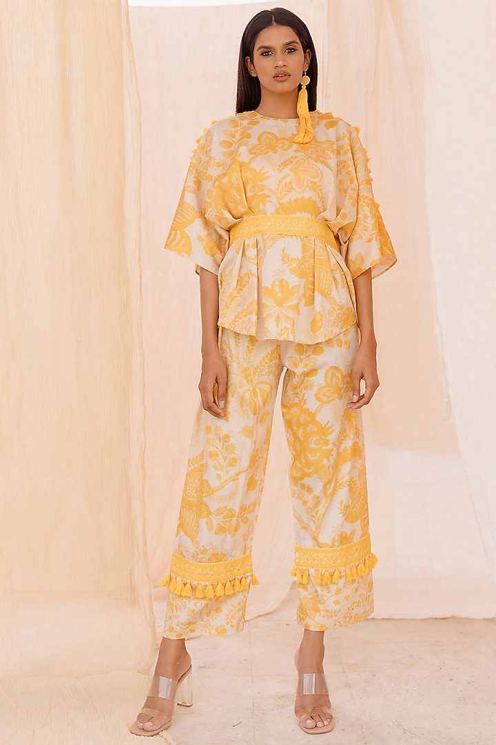 Yellow Cotton Satin Printed Co-Ord Set by Pooja & Keyur at Pernia's Pop Up Shop