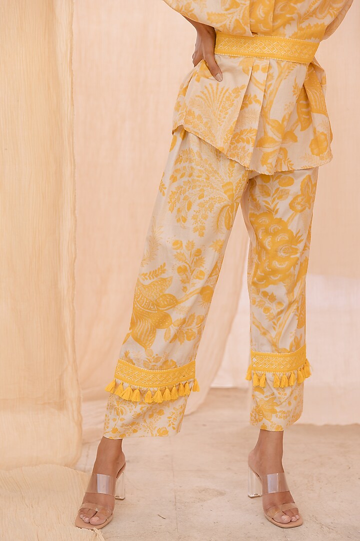 Yellow Cotton Satin Printed Co-Ord Set by Pooja & Keyur at Pernia's Pop Up Shop
